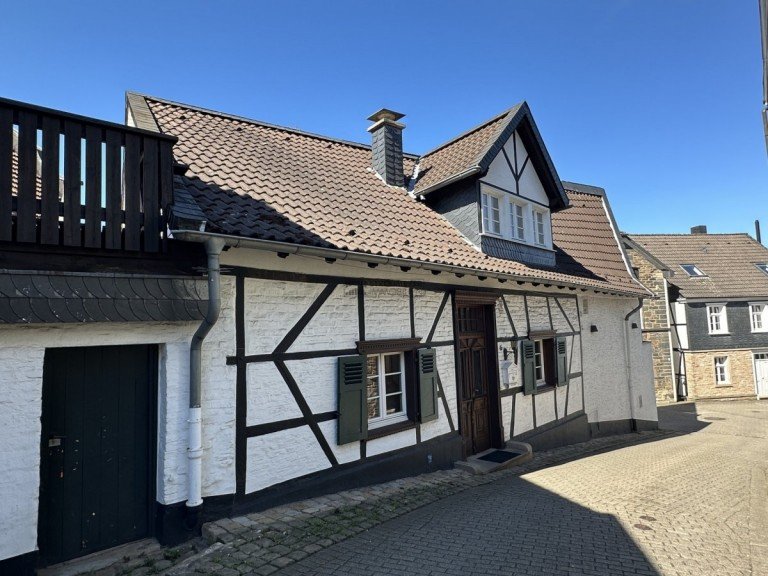 Au�enansicht Herdecke - Zentrum Maisonettewohnung Zentrale, gro�z�gige Maisonettewohnung mit besonderem Charme und Einfamilienhauscharakter