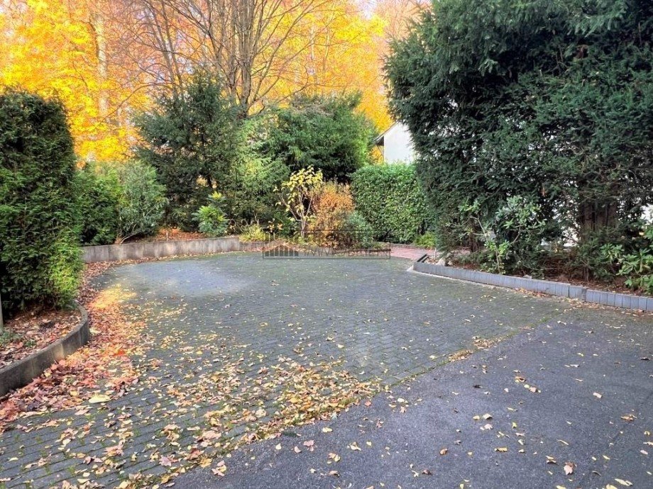 PKW-Stellpl�tze Einfamilienhaus Hagen