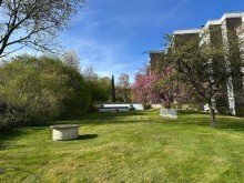 R�ckansicht u. Au�enfl�che Helle 3-Zimmer Wohnung mit Aufzug, sonniger Loggia und Tiefgaragenstellplatz