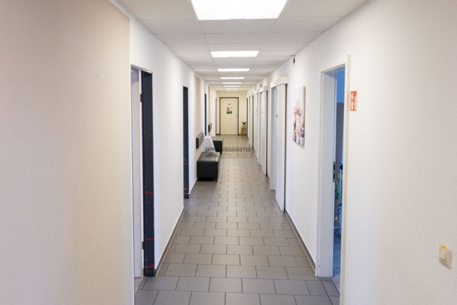 Physiopraxis 3. OG Flur Wohn- / Gesch�ftshaus Hagen