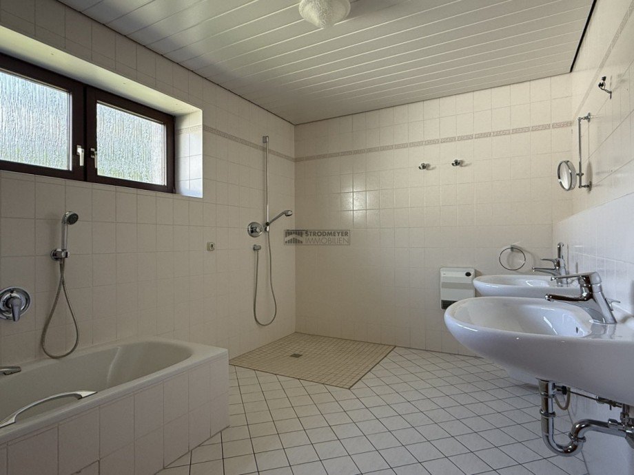 Badezimmer Doppelhaush�lfte Herdecke