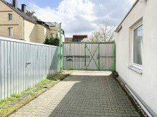 Einfahrt Hof Beheizte Halle mit B�ro - Ideal f�r Werkstatt, Handwerker, Gro�- & Onlinehandel