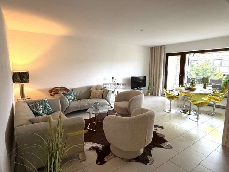 Wohnzimmer Hagen - Mittelstadt Etagenwohnung Sofort bezugsfertig! - Sanierte 3-Zimmer Stadtwohnung mit Blick auf die Volme!