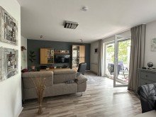 Wohnzimmer Herdecke-Nacken: Vermietete 2-Zimmerwohnung mit Balkon als solide Kapitalanlage