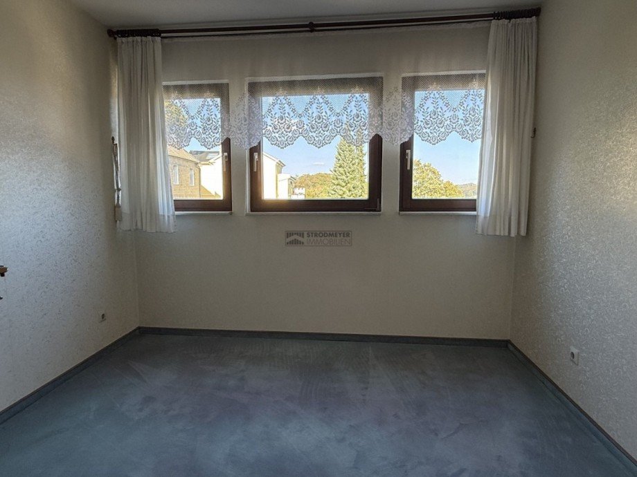 Kinderzimmer / B�ro Einfamilienhaus Ennepetal