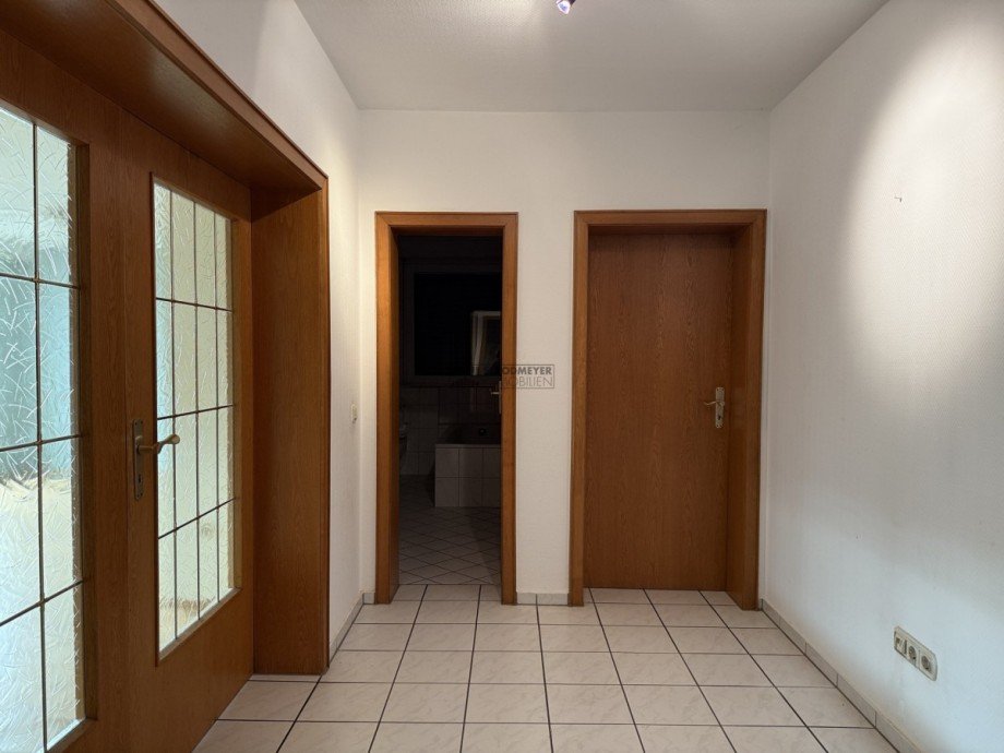 Diele EG Mehrfamilienhaus Wetter