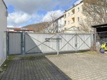 Einfahrt Hof Beheizte Halle mit B�ro - Ideal f�r Werkstatt, Handwerker, Gro�- & Onlinehandel
