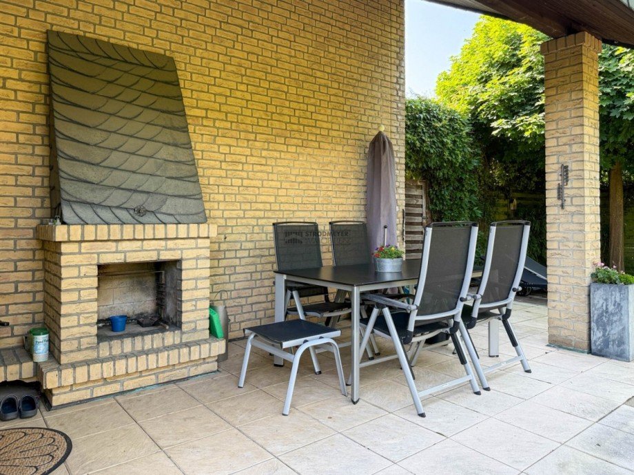 Terrasse mit Au�enkamin Einfamilienhaus Hagen