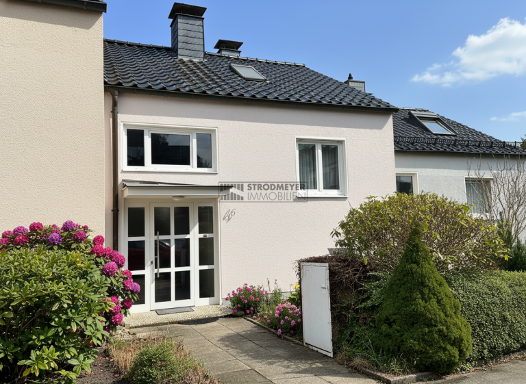  Witten - Annen Reihenmittelhaus Witten-Annen: Modernisiertes familienfreundliches Reihenhaus mit Garten und Garage