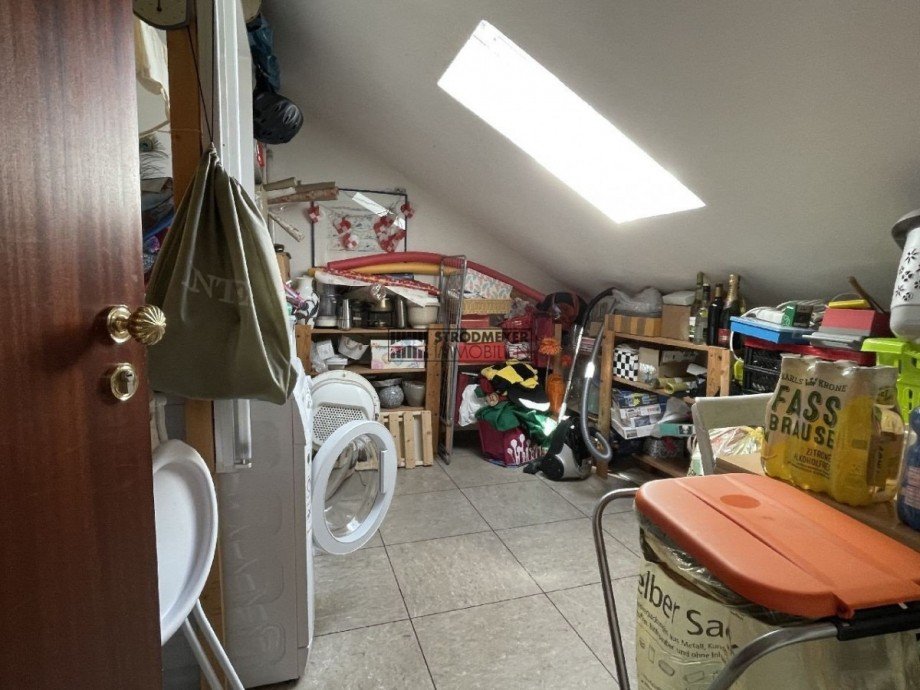 Abstellraum mit Waschm�glichkeit Etagenwohnung Hagen
