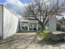 Eingang Beheizte Halle mit B�ro - Ideal f�r Werkstatt, Handwerker, Gro�- & Onlinehandel