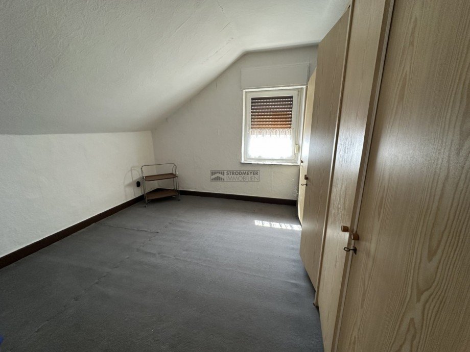 Schlafzimmer 2 Doppelhaush�lfte Herdecke